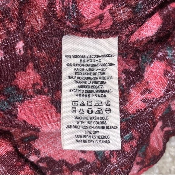 Free People Romper Size Small Red Pink Floral "All  The Right Ruffles" Faux-Wrap - Picture 11 of 12